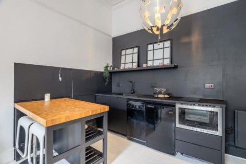 Click the photo for more details of Flat 1/L, Bank Street, Hillhead, Glasgow City