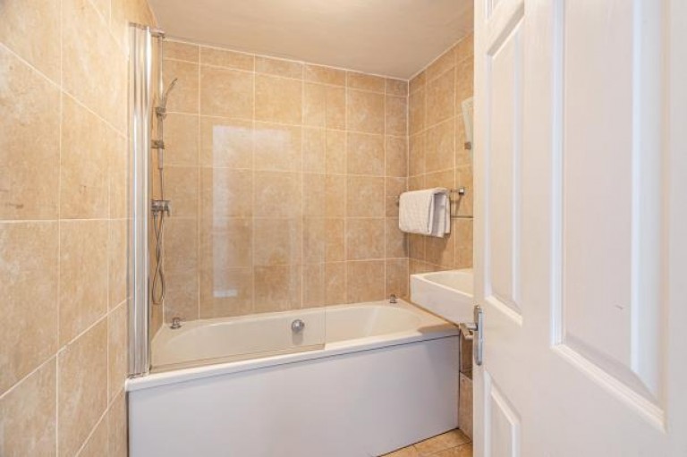 Images for Flat 9, Riverview Place, Waterfront, Glasgow City
