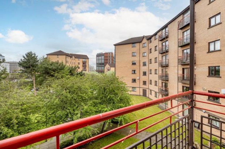 Images for Flat 9, Riverview Place, Waterfront, Glasgow City