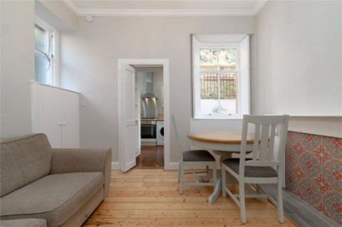 Click the photo for more details of Spylaw Street, Edinburgh, Midlothian