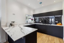 Images for Hazelwood, Lonsdale Avenue, Giffnock, Glasgow, East Renfrewshire