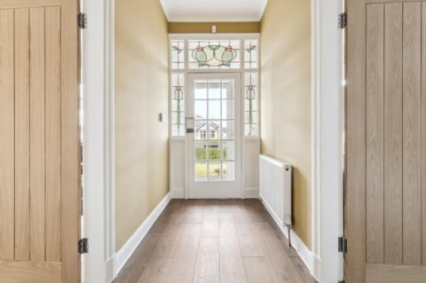 Click the photo for more details of Hazelwood, Lonsdale Avenue, Giffnock, Glasgow, East Renfrewshire