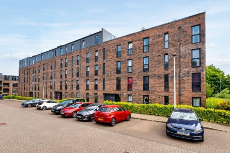 Click the photo for more details of Flat 6, Mansionhouse Court, Glasgow, Glasgow City