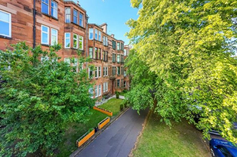 Click the photo for more details of 0/2, Woodcroft Avenue, Broomhill, Glasgow
