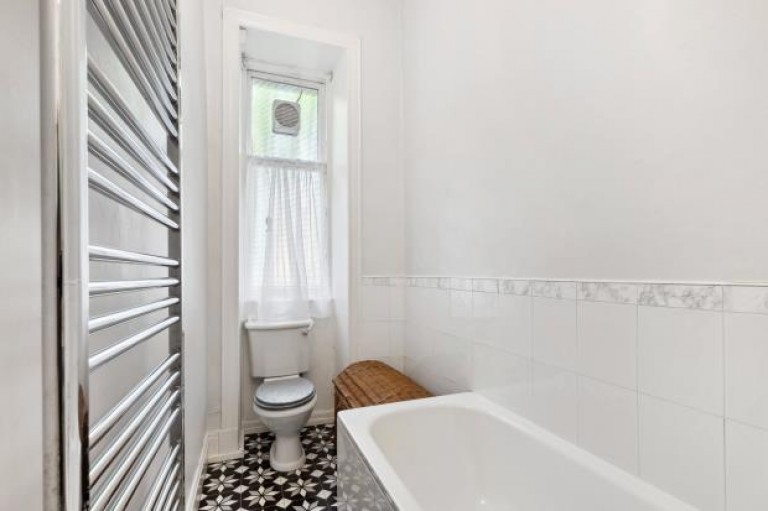 Images for 0/2, Woodcroft Avenue, Broomhill, Glasgow