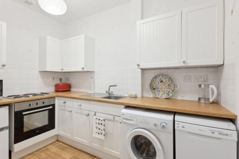 Images for 0/2, Woodcroft Avenue, Broomhill, Glasgow