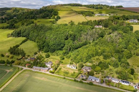 Click the photo for more details of Craigdallie Cottage, Inchture, Perth and Kinross