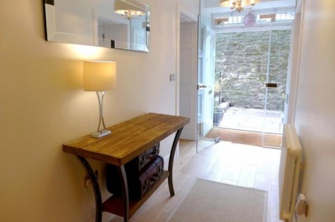 Click the photo for more details of Cumberland Street North East Lane, New Town, Edinburgh