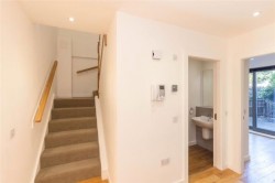 Images for Flat 2, Bellevue Road, Bellevue, Edinburgh