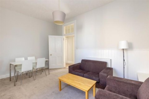 Click the photo for more details of 2F1, Kirk Street, Leith, Edinburgh