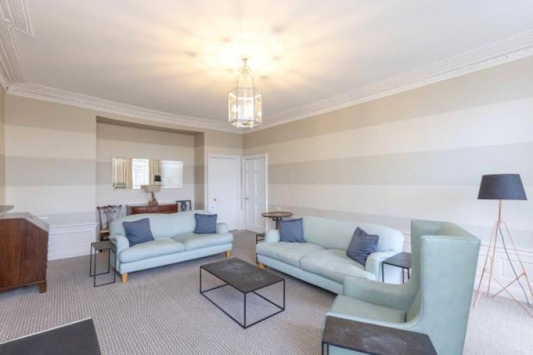 Images for FLAT 6 (3f2), Howe Street, New Town, Edinburgh