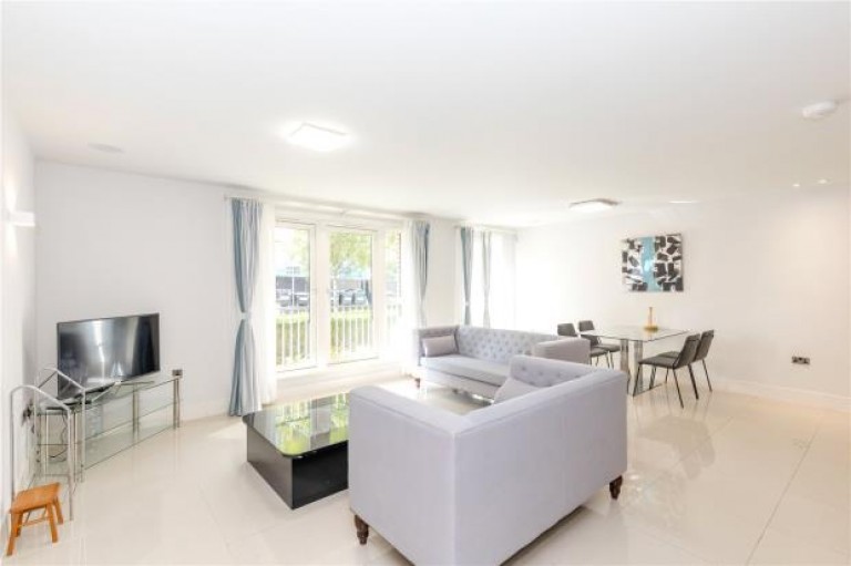 Images for Flat 2, McEwan Square, Edinburgh
