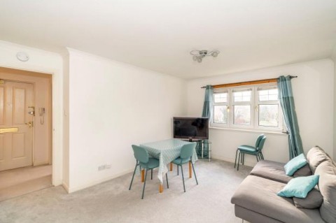 Click the photo for more details of 10/3, Springfield Street, Edinburgh, Midlothian