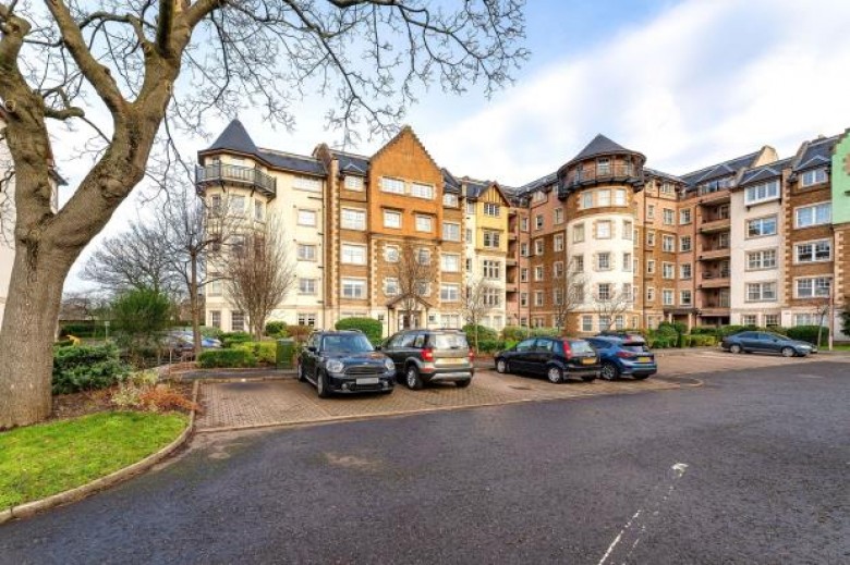 Click the photo for more details of 7/14, New Cut Rigg, Edinburgh, Midlothian