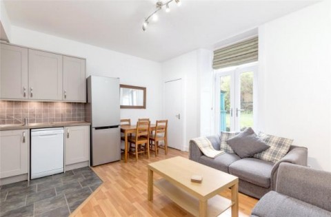 Click the photo for more details of Pf, Canon Street, Edinburgh