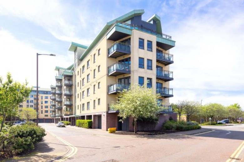 Click the photo for more details of 1/21, Portland Row, Edinburgh, Midlothian