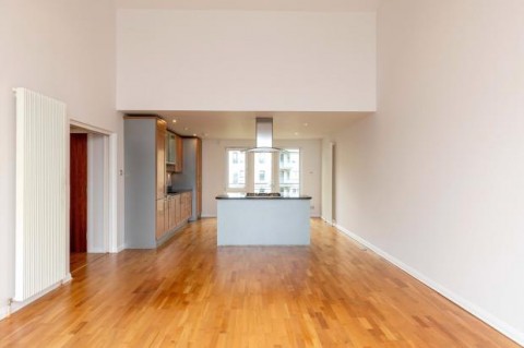 Click the photo for more details of 1/21, Portland Row, Edinburgh, Midlothian
