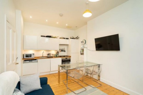 Click the photo for more details of Pf2, Roseneath Terrace, Edinburgh, Midlothian