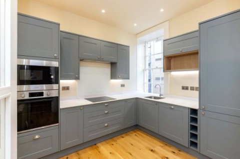 Click the photo for more details of Cumberland Street, Edinburgh