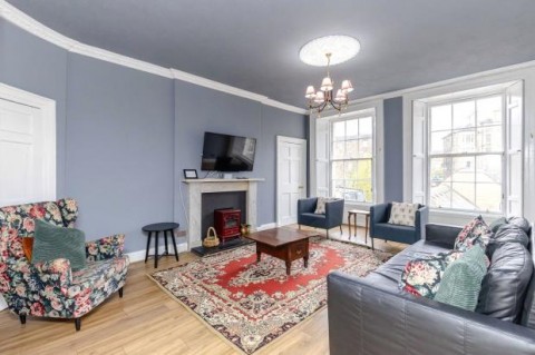 Click the photo for more details of 22/4, Gayfield Square, Edinburgh, Midlothian