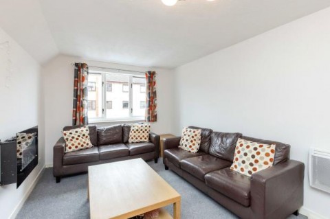 Click the photo for more details of 1/8, Hawthornden Place, Edinburgh, Midlothian