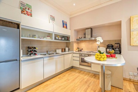 Click the photo for more details of Flat 3/3, York Street, Glasgow City Centre
