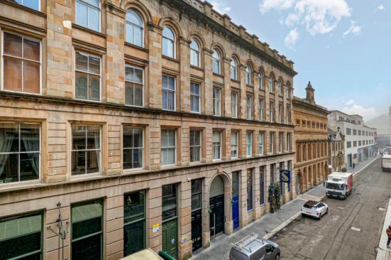 Click the photo for more details of Flat 3/1, Miller Street, Merchant City