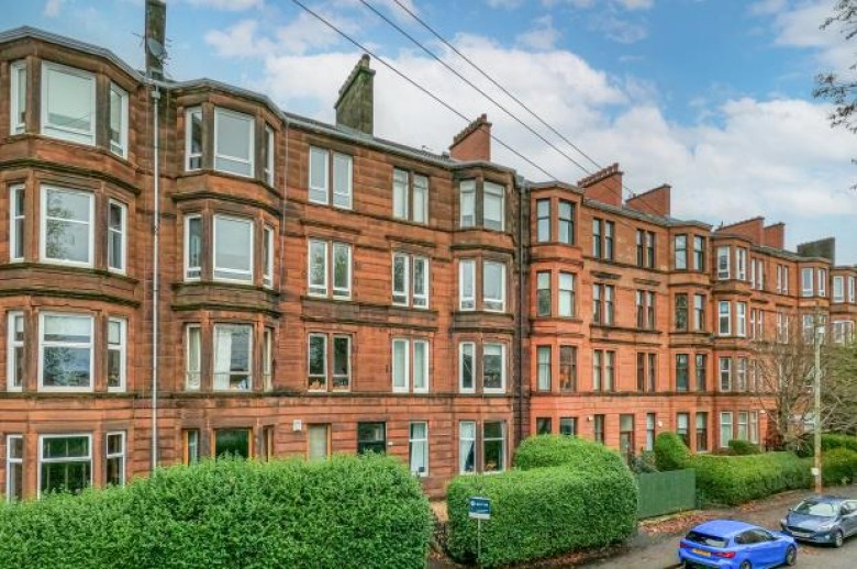 Click the photo for more details of Flat 2/2, Onslow Drive, Dennistoun