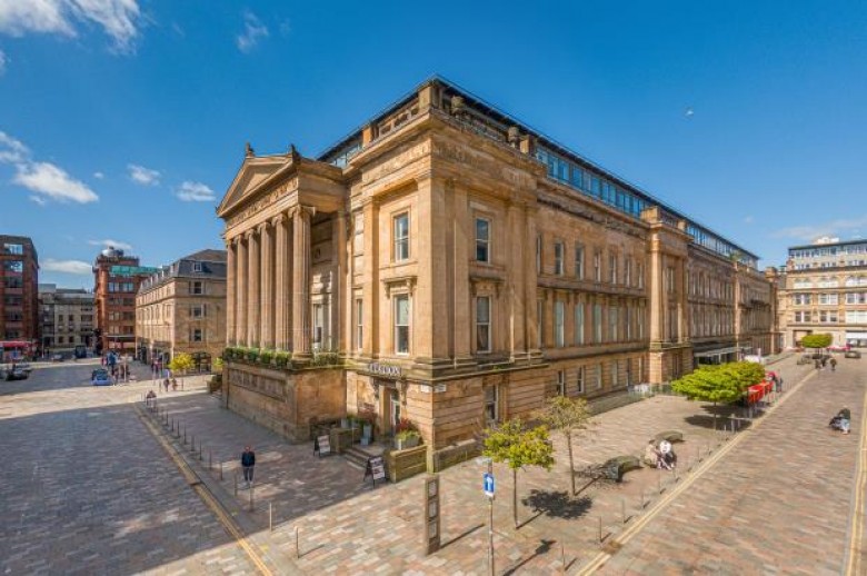 Click the photo for more details of Penthouse 3/11 Old Sheriff Court, Ingram Street, Merchant City, Glasgow