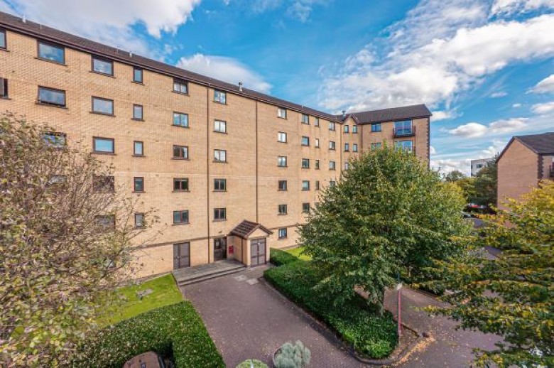 Click the photo for more details of Flat 6 Waterfront, Riverview Place, Tradeston, Glasgow
