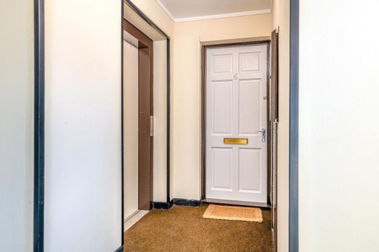 Images for Flat 6 Waterfront, Riverview Place, Tradeston, Glasgow