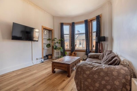 Click the photo for more details of Flat 3/1, Hillfoot Street, Dennistoun, Glasgow