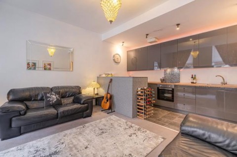 Click the photo for more details of Flat 1/4 Virginia Court, Miller Street, Merchant City, Glasgow City