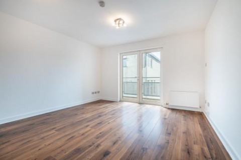 Click the photo for more details of Flat 4/2 Fourth Quarter, Port Dundas Road, Cowcaddens, Glasgow City