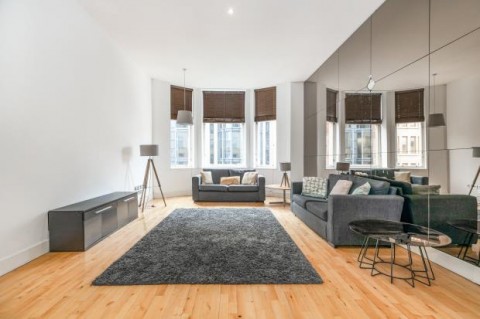 Click the photo for more details of Flat 5 (2/1), West George Street, City Centre, Glasgow City
