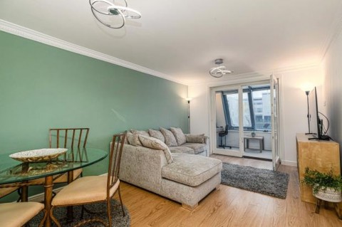 Click the photo for more details of Flat 4, Lancefield Quay, Finnieston, Glasgow City