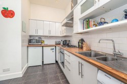 Images for Flat 3/2, Meadowpark Street, Dennistoun, Glasgow City
