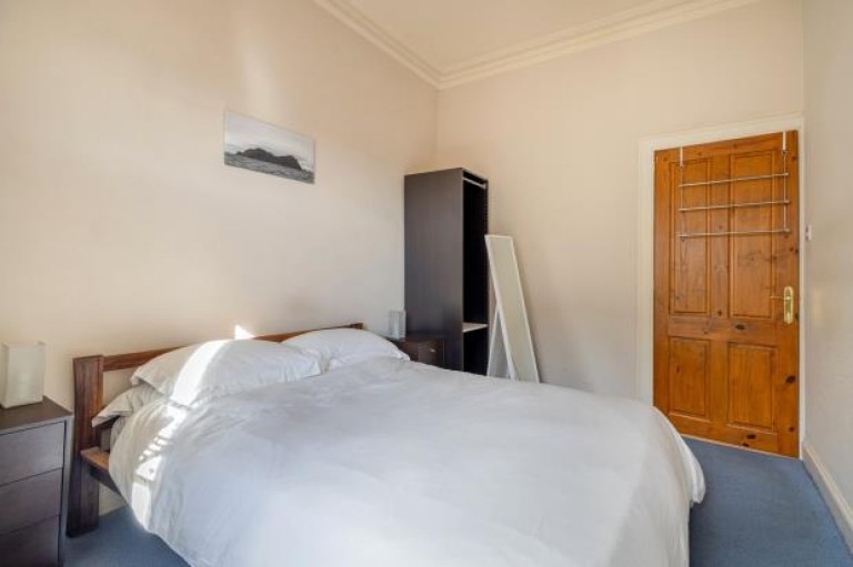 Images for 1/2, Fairlie Park Drive, Partick, Glasgow