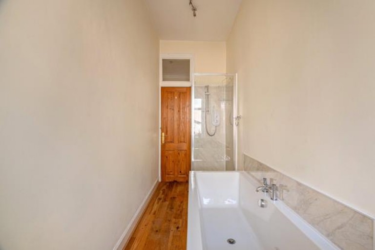 Images for 1/2, Fairlie Park Drive, Partick, Glasgow
