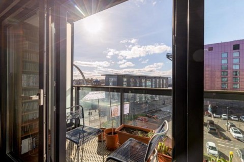 Click the photo for more details of Flat 4/2 Lancefield Quay, Finnieston Street, Finnieston, Glasgow City