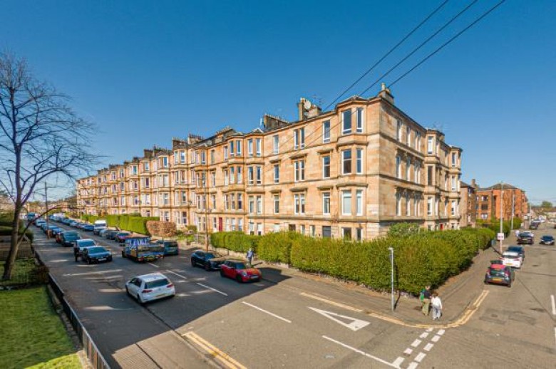 Click the photo for more details of Flat 2/1, Onslow Drive, Dennistoun, Glasgow City