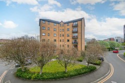 Images for Flat 13, Riverview Gardens, Waterfront, Glasgow City