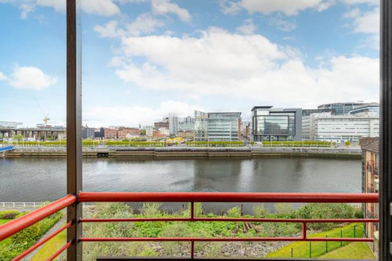 Images for Flat 13, Riverview Gardens, Waterfront, Glasgow City