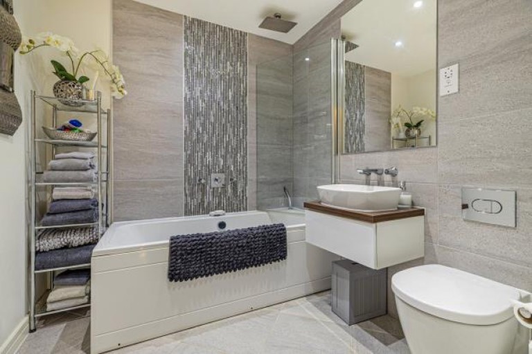 Images for Penthouse Flat 3/1, Richmond Park Terrace, Oatlands, Glasgow City
