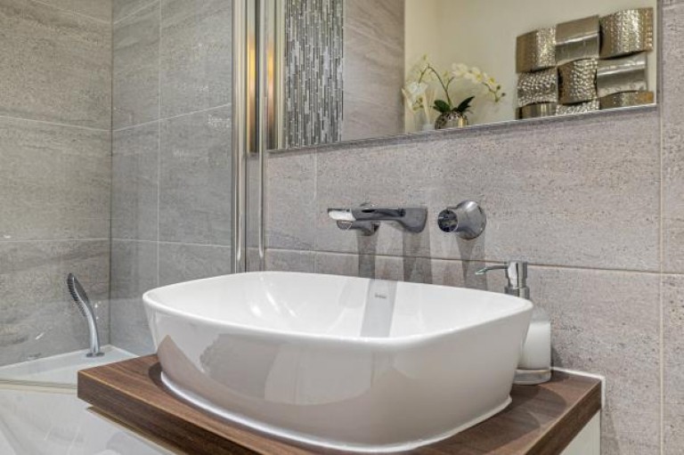 Images for Penthouse Flat 3/1, Richmond Park Terrace, Oatlands, Glasgow City