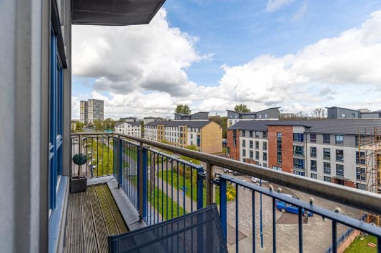Images for Penthouse Flat 3/1, Richmond Park Terrace, Oatlands, Glasgow City