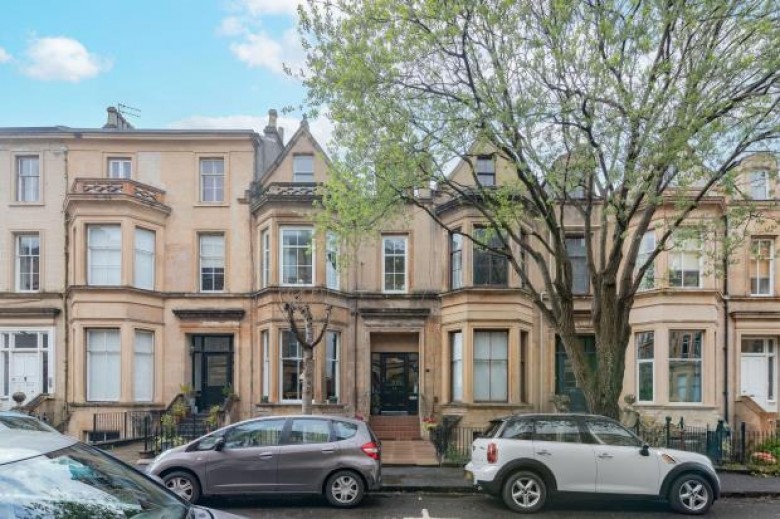 Click the photo for more details of Ground Floor Flat (0/1), Cecil Street, Hillhead, Glasgow City