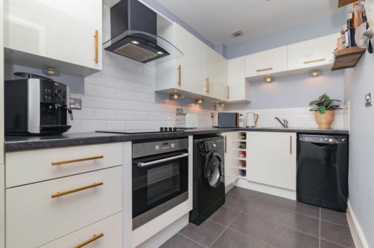 Images for Ground Floor Flat (0/1), Cecil Street, Hillhead, Glasgow City
