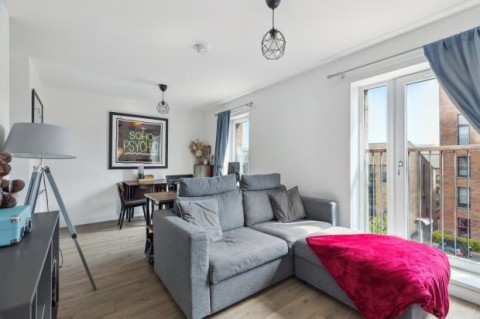 Click the photo for more details of Flat 2/2, Bedford Street, Laurieston, Glasgow City