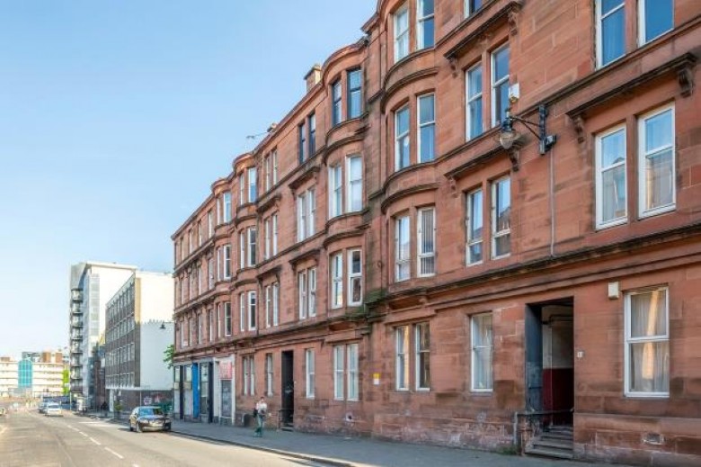 Click the photo for more details of Flat 3/2, West Graham Street, Garnethill, Glasgow City